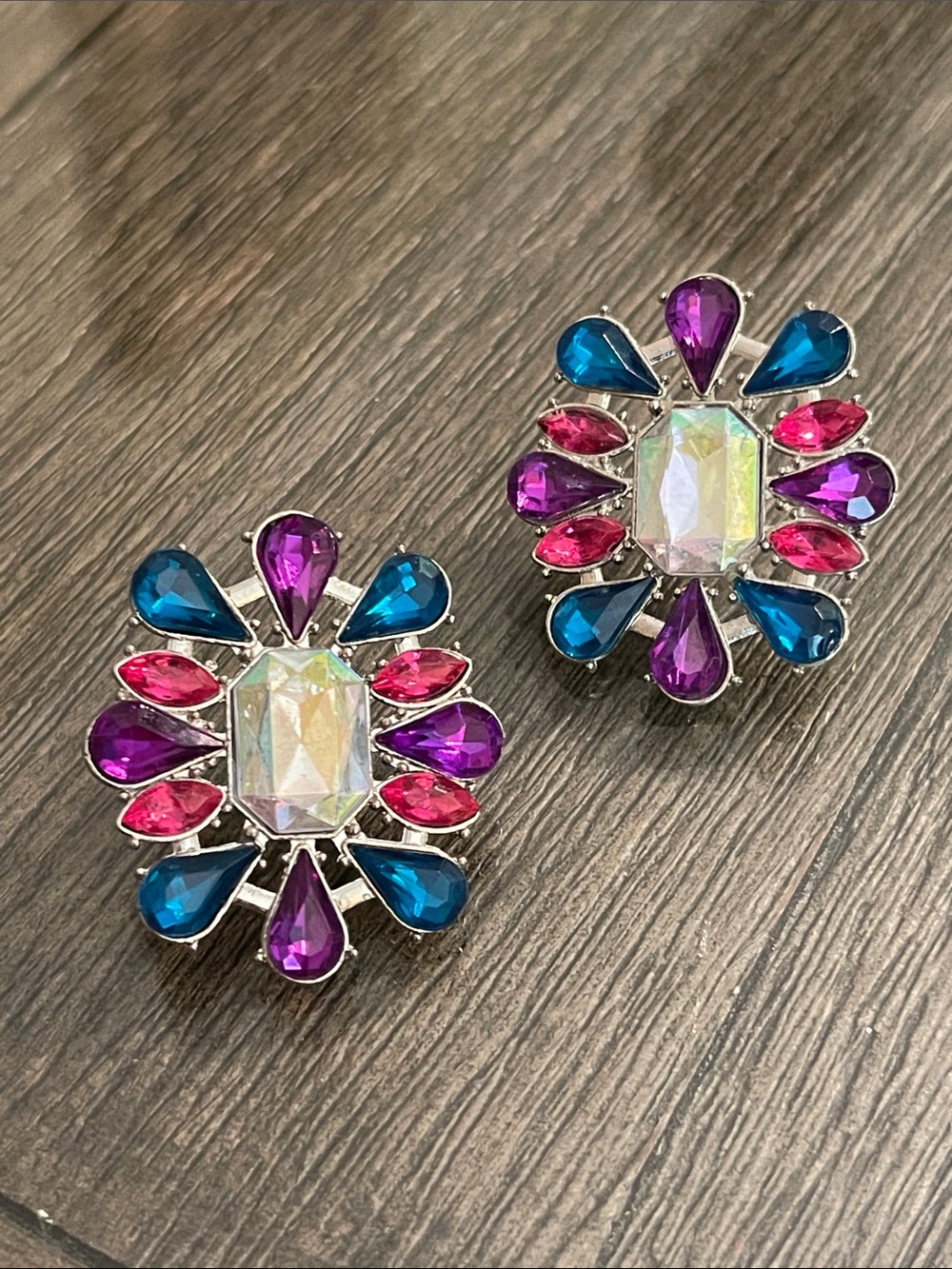 VTG Multicolor Gem Cluster Earrings Aurora Borealis Emerald Cut Shaped Center